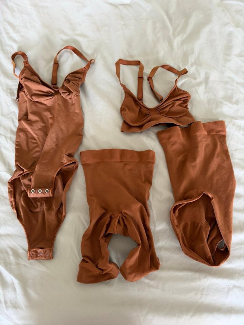 SKIMS Seamless Sculpt Bralette Bronze XXS New